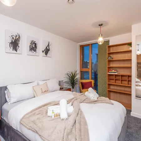 Apartment Pass The Keys Granary Wharf Deluxe - Balcony And Rooftop Garden *